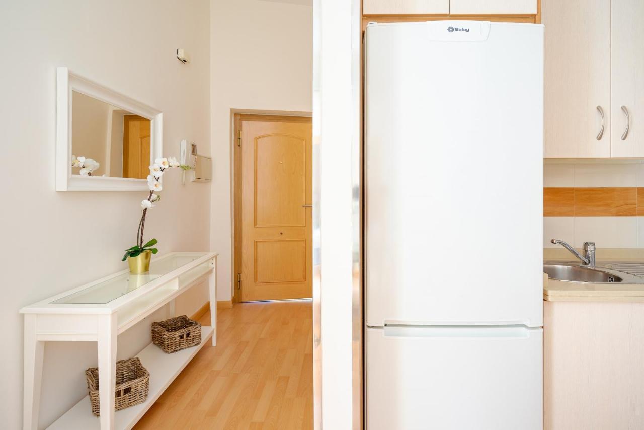Homeabout Fresca Apartment I Malaga Bagian luar foto